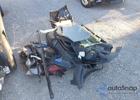 2017 Hyundai Santa Fe Se Ultimate from USA, damaged, VIN KM8SRDHFXHU229798